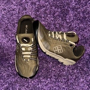 Columbia Techlite Omni Grip. Sz 6.5 women’s sneaker